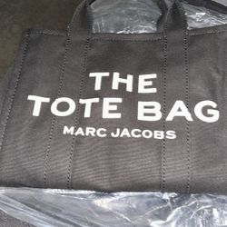 Marc Jacobs 
