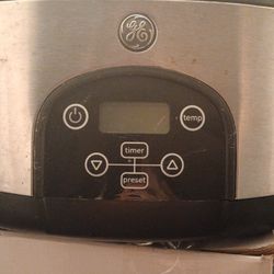 GE   Large Cooker