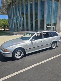 2000 BMW 528i
