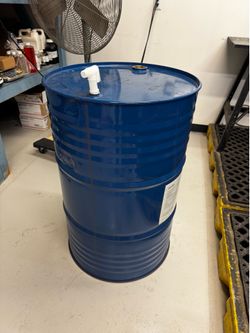 55 gallon drums metal and plastic