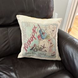 Decorative “Mississippi” Throw Pillow  
