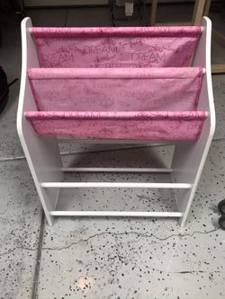 Disney bookshelf and organizer