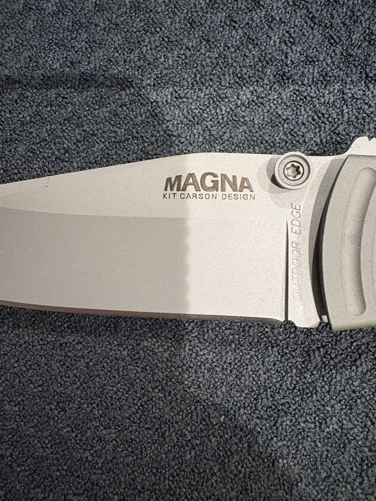 Magna Metal Liner Lock Not An Automatic