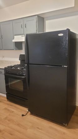 FRIDGE & STOVE