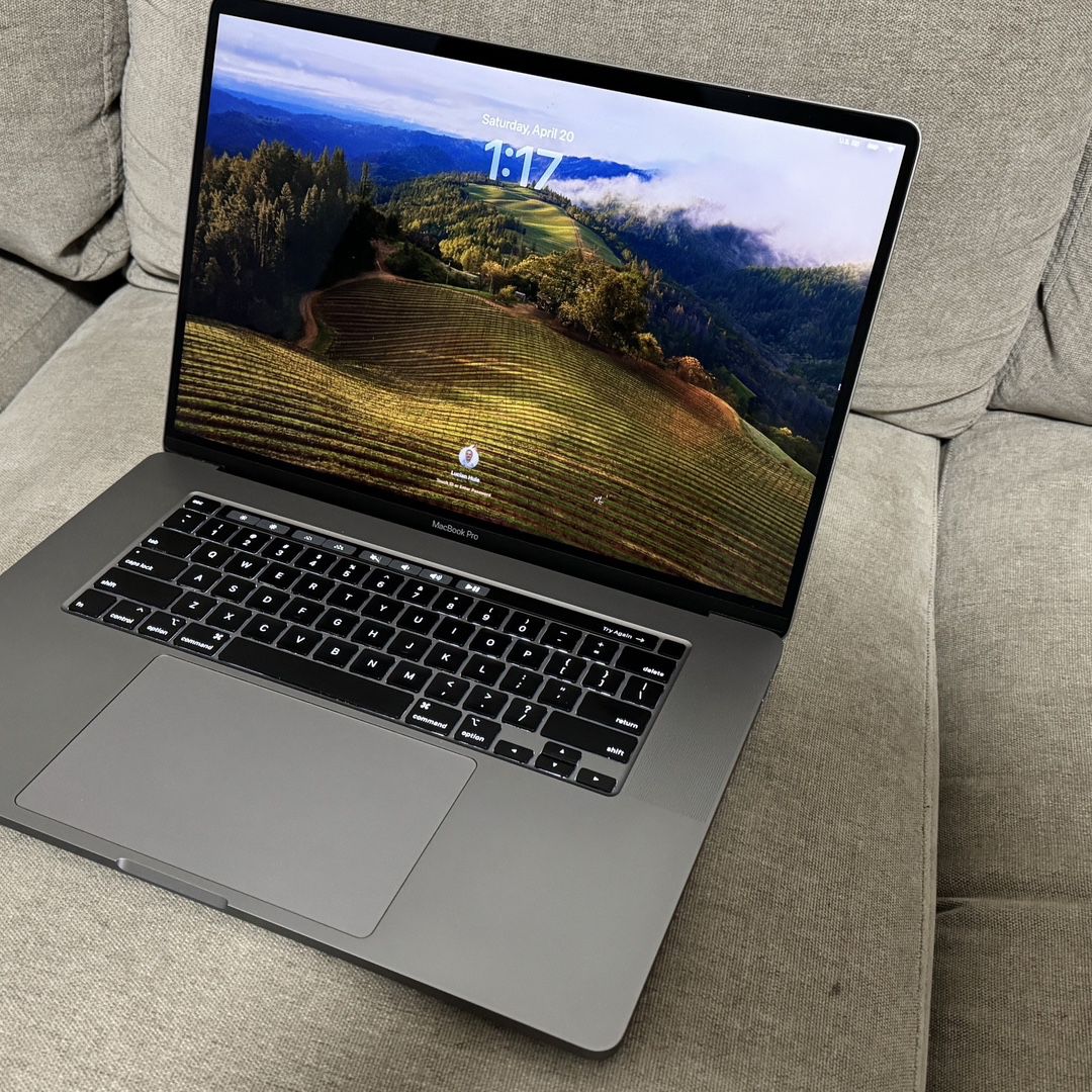 2019 MacBook Pro 16”, 32 Gb Ram, 8 Tb SSD, I9-2.3 Ghz 