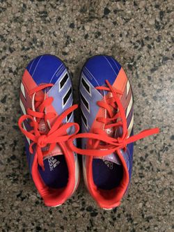 Soccer Shoes Size 12
