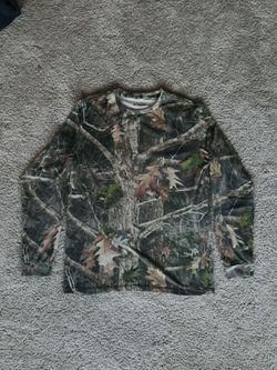 Medium Camo Long Sleeve shirt bass pro shop