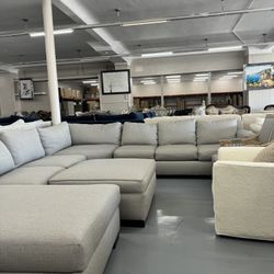 Modular Fabric S e c t i o n a l In Stock 
