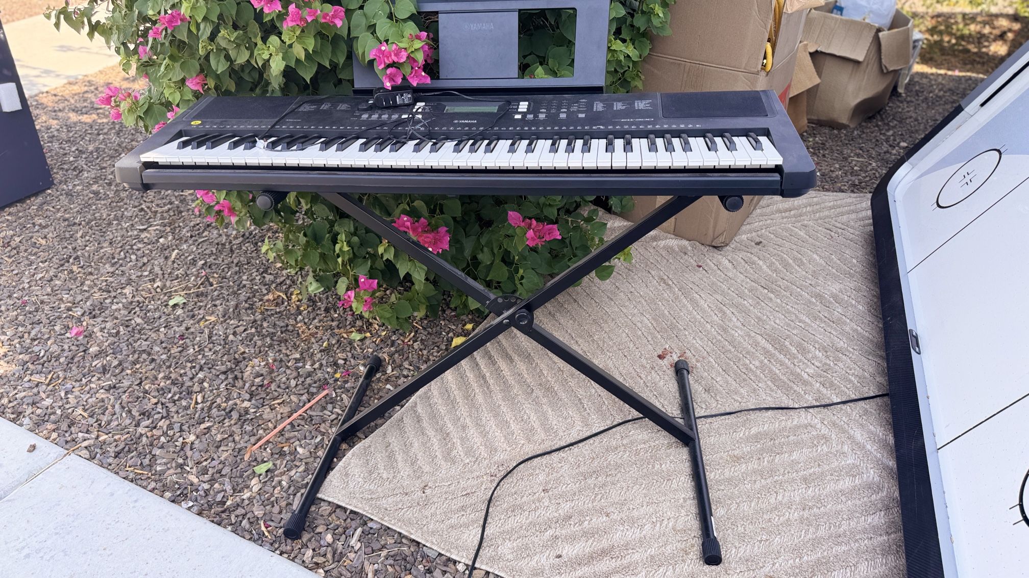 Keyboard piano