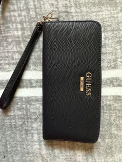 Guess Wallet
