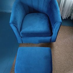 Small Cloth Chair