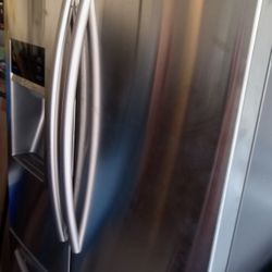 Samsung Refrigerator 