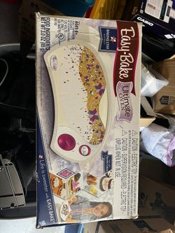 Easy Bake Ultimate Oven Baking Star Edition Hasbro 2015 with Tray Works In Box