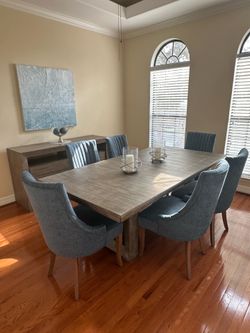 Complete Set dining room