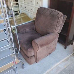 Polyester Recliner Excellent Condition 