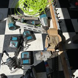 Lo Estoy Bendiendo Todo Por 300