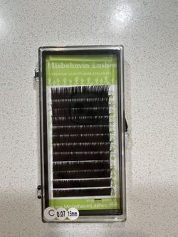 Eyelashes Extensions 