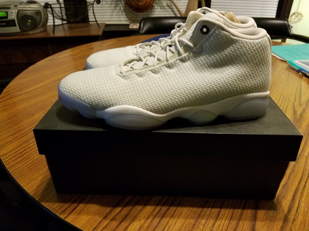 Jordan Horizon Low mens 11 New