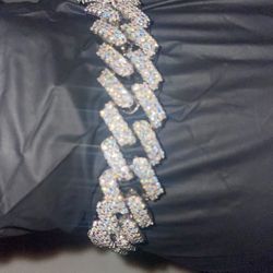 Cuban link bracelet