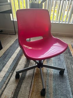 Vintage ikea Pink Plastic Swivel Desk Chair