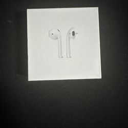 Apple AirPods 2nd Generation with Charging Case - White