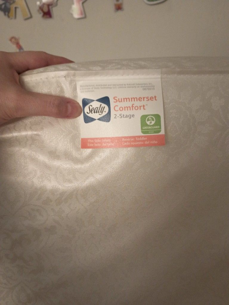 Sealy Crib Mattress/ Toddler Crib Mattress