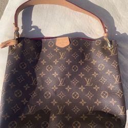 Graceful MM Loui Vuitton Purse