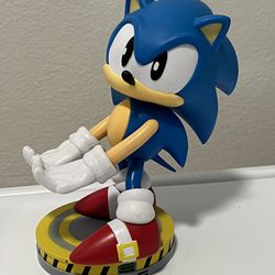 Sonic the hedgehog figure 