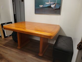 Dinning Table With Leaf