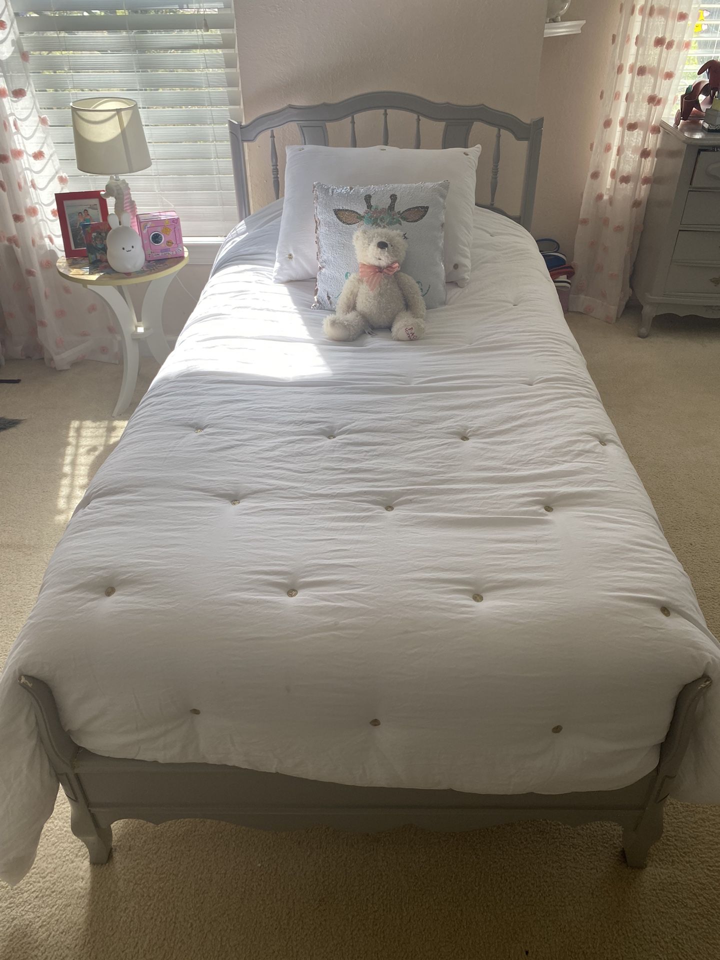 French Provincial Twin Bed W/Boxspring & Mattress