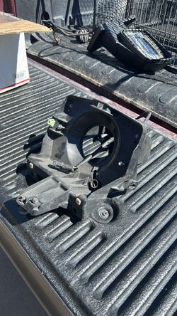 Corvette rh headlamp support E4031