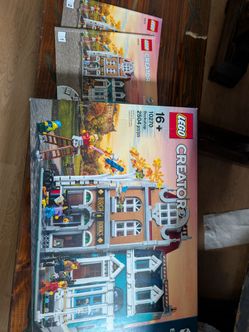 Lego Bookshop
