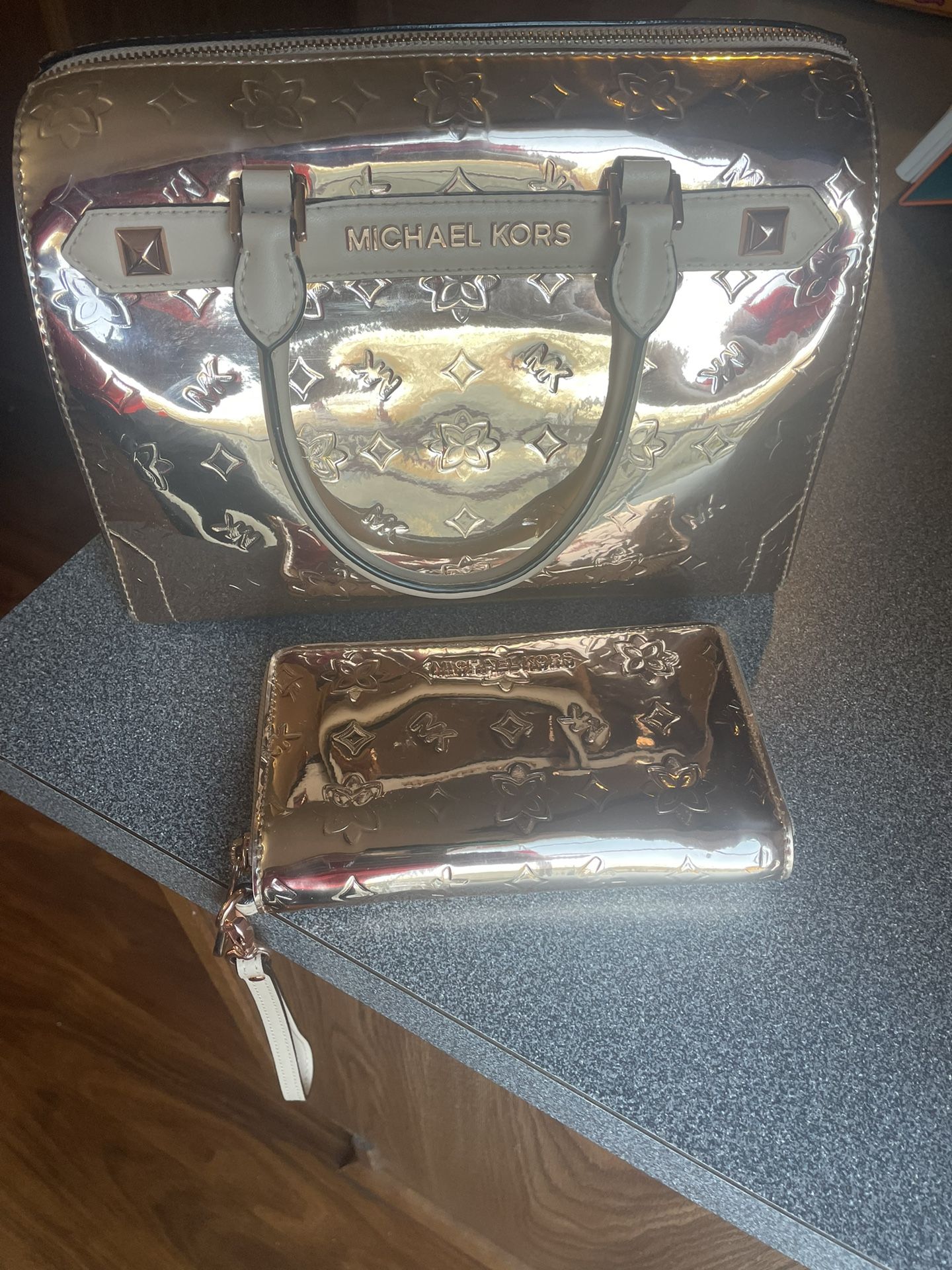 Michael Kors Purse And Wallet