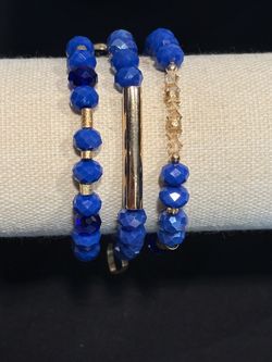 Blue crystal beaded bracelet