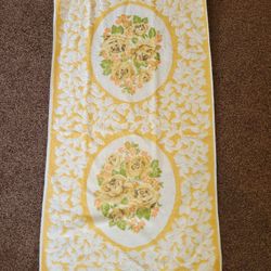 2 Vintage Rose Towels New Reversible