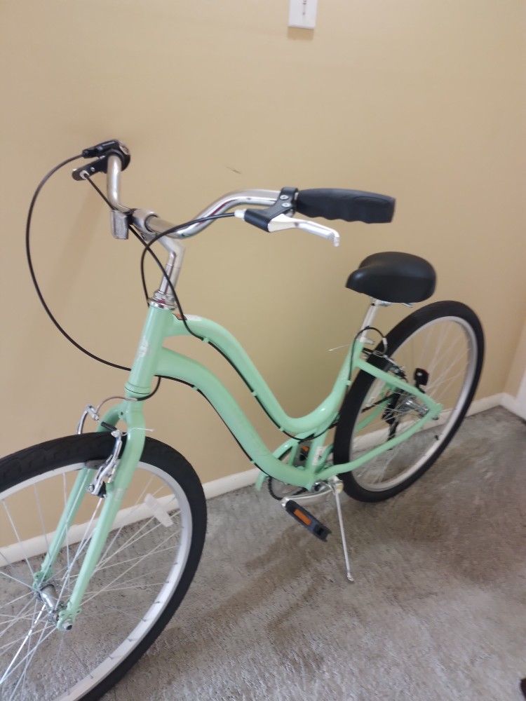 Huffy Women's   27.5" Parksidd 7-Speed Comfort Bike with effective Fit Frame,  Mint Green