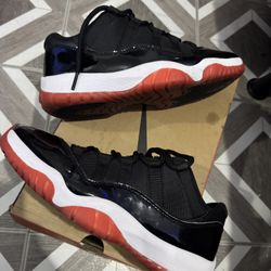 Jordan 11 Low Bred
