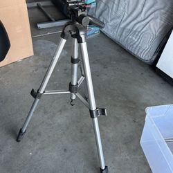 Tripod