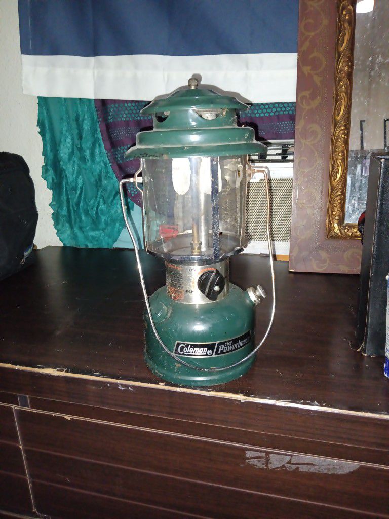 Coleman Lamp