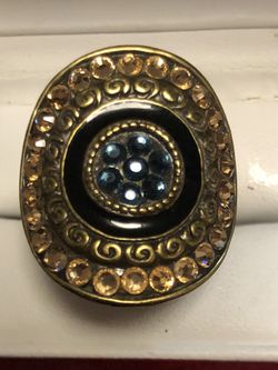 Ring very Dramatic Size 8 $10