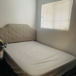 Full Bed With Frame And Mattress 