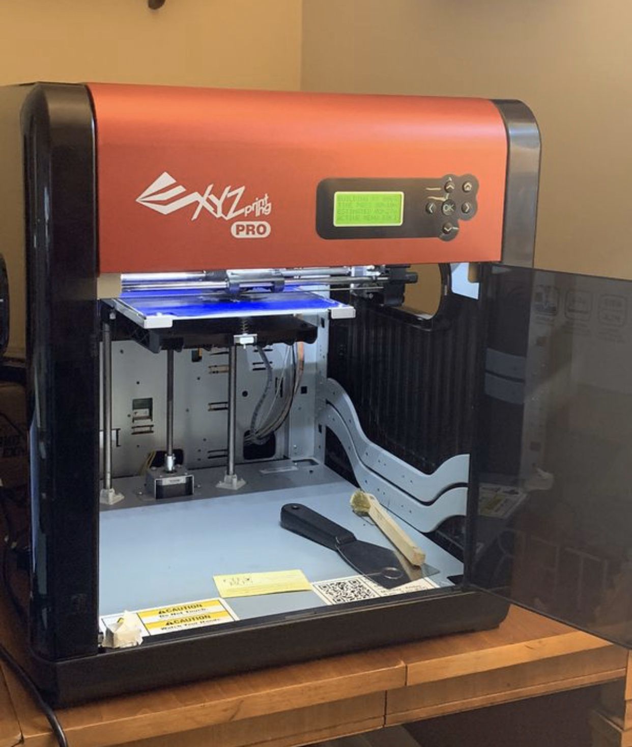 XYZ Da Vinci pro 3-D printer
