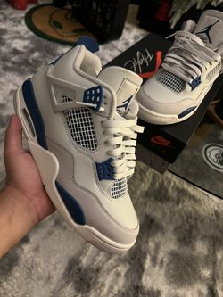 Military Jordan 4’s