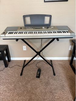 Yamaha YPG-235 76-Key Electronic Keyboard with Stand, Pedal.