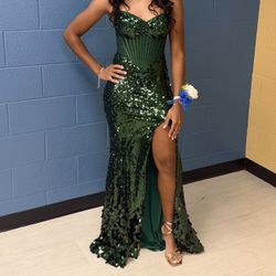 Prom dress (Alyce)