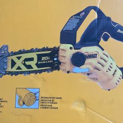 Dewalt XR 8”(20cm) PRUNING CHAINSAW  20v MAX