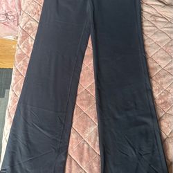 Lululemon size 8
