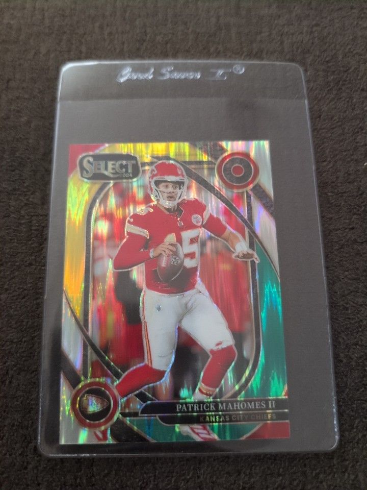 2024 Select Patrick Mahomes II Green Yellow Shock Prizm Club Level Chiefs