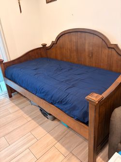 Wooden Daybed Frame Twin Size