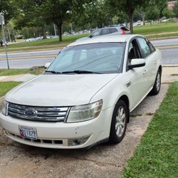 2009 Ford Taurus